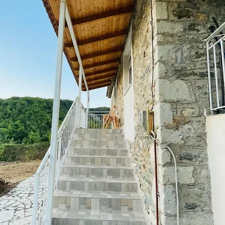 Апартаменты Taygetos Hut *