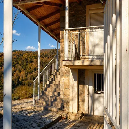 Taygetos Hut Апартаменты *
